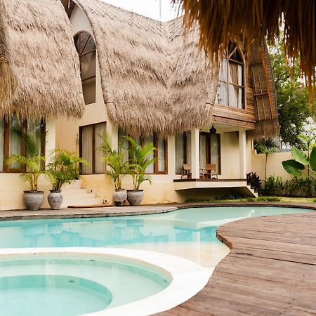 Lulu'S Villas Uluwatu  Exterior photo